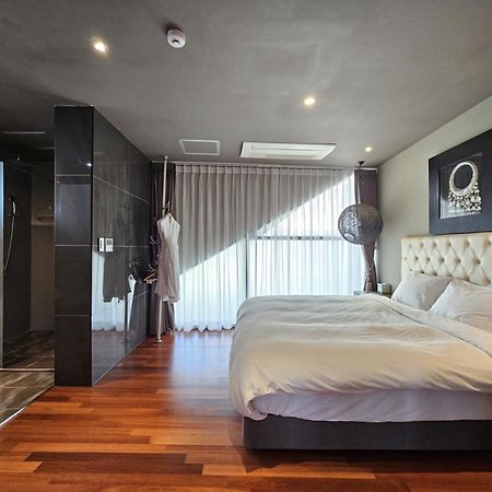 Jeju Hotel Scarboro Seogwipo Esterno foto