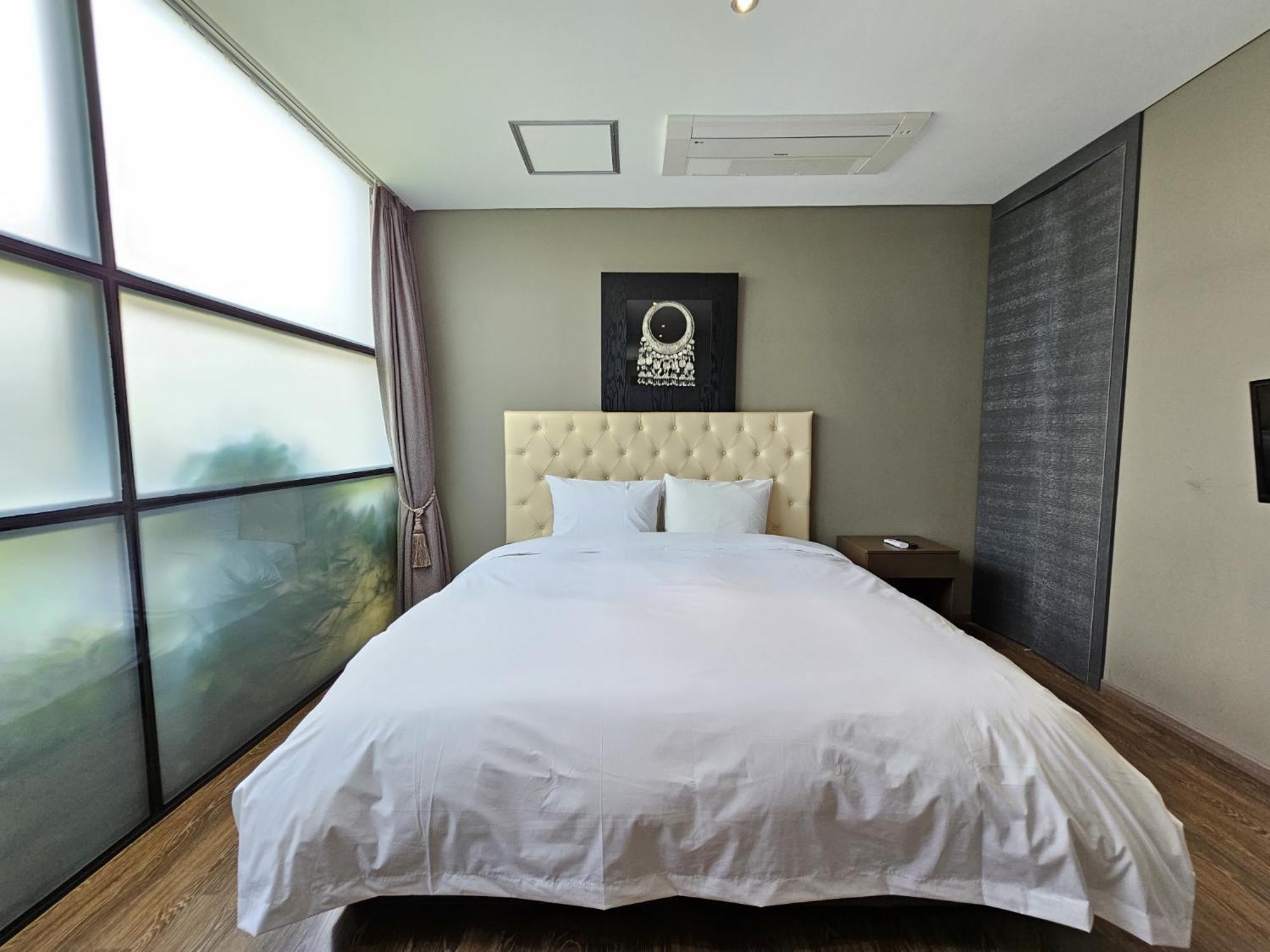 Jeju Hotel Scarboro Seogwipo Esterno foto