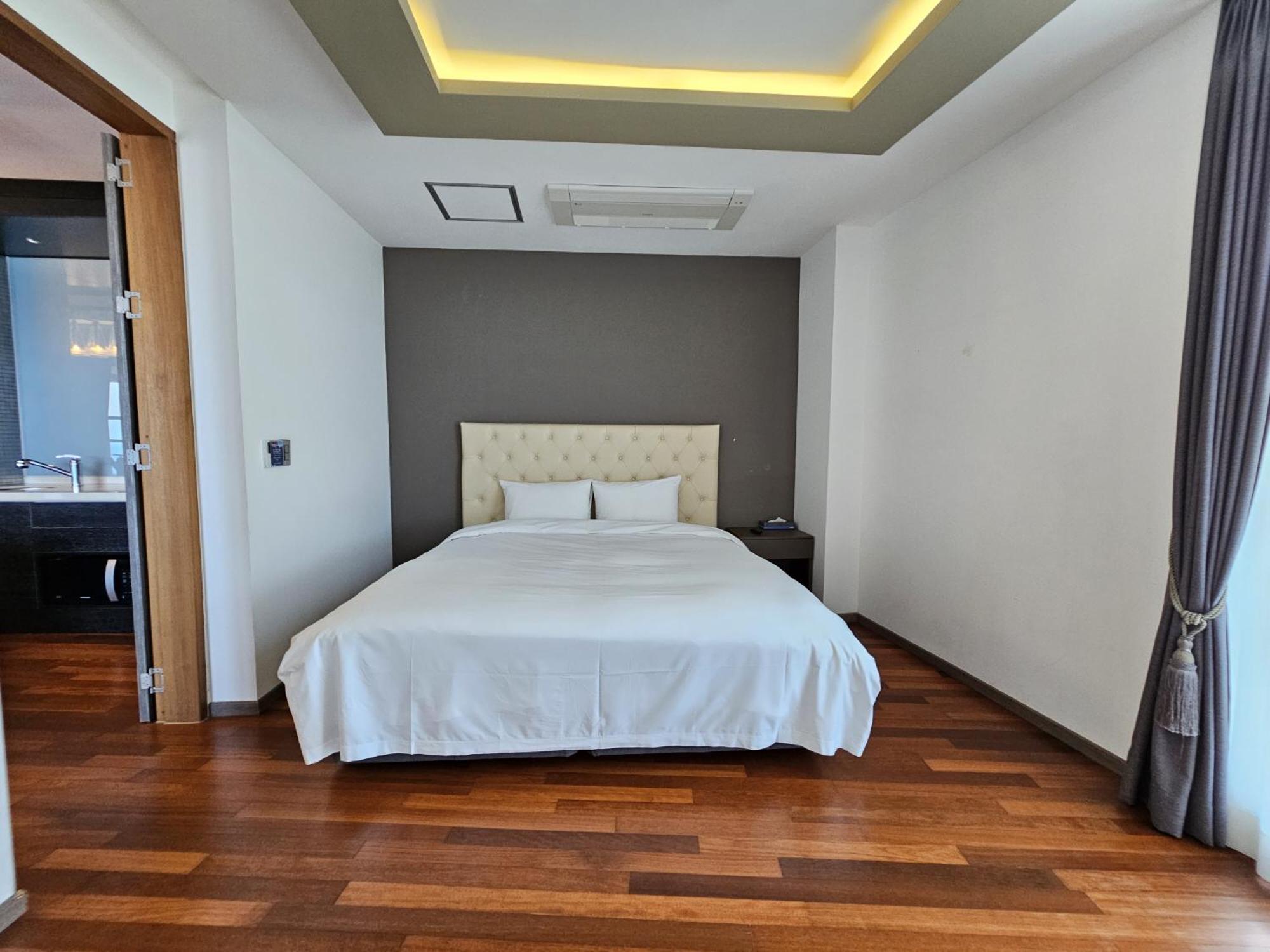 Jeju Hotel Scarboro Seogwipo Esterno foto