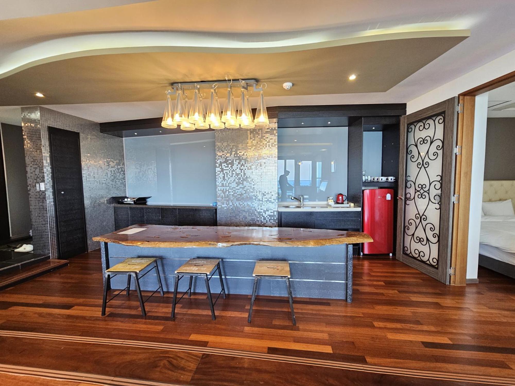Jeju Hotel Scarboro Seogwipo Esterno foto