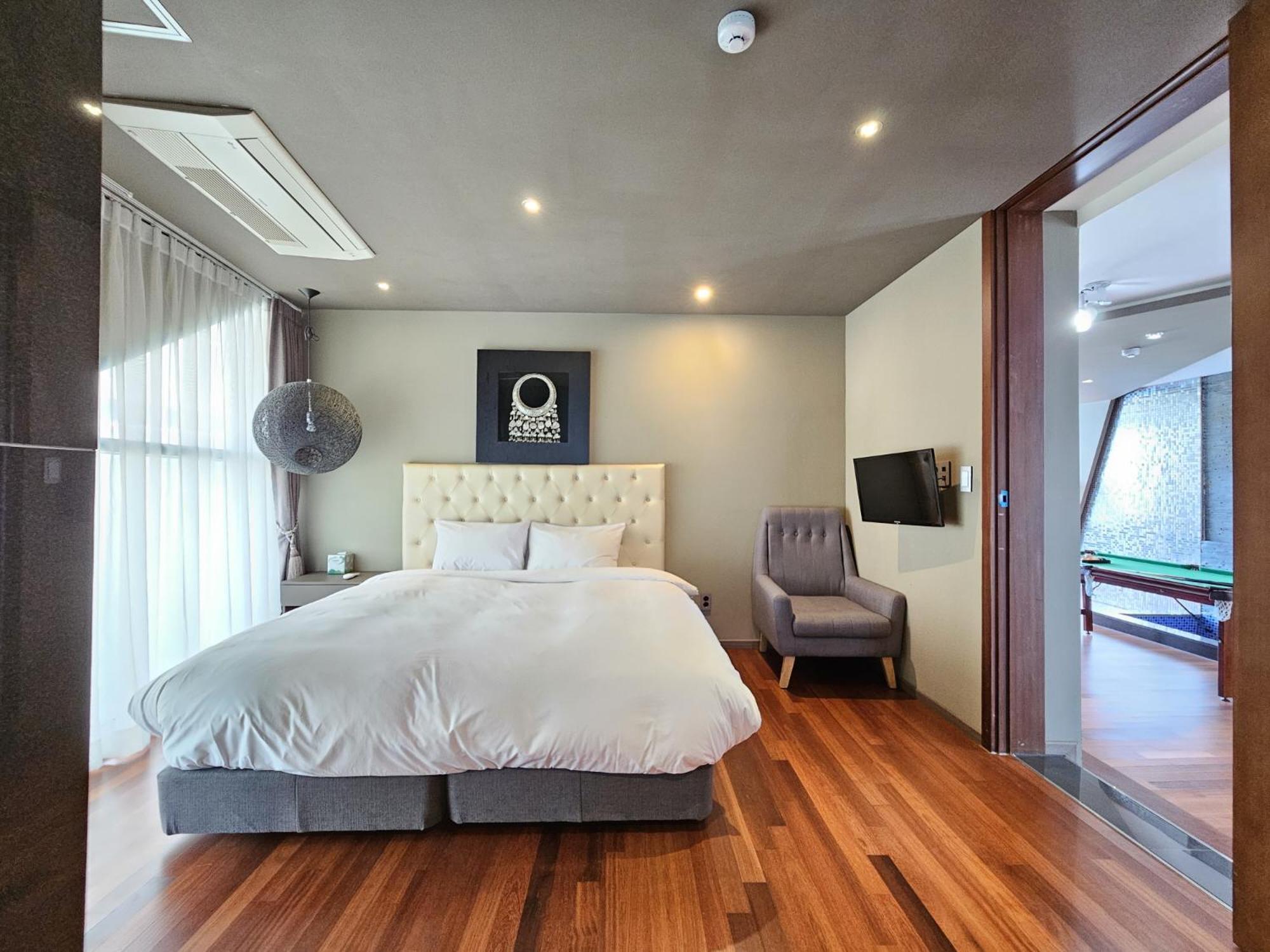 Jeju Hotel Scarboro Seogwipo Esterno foto