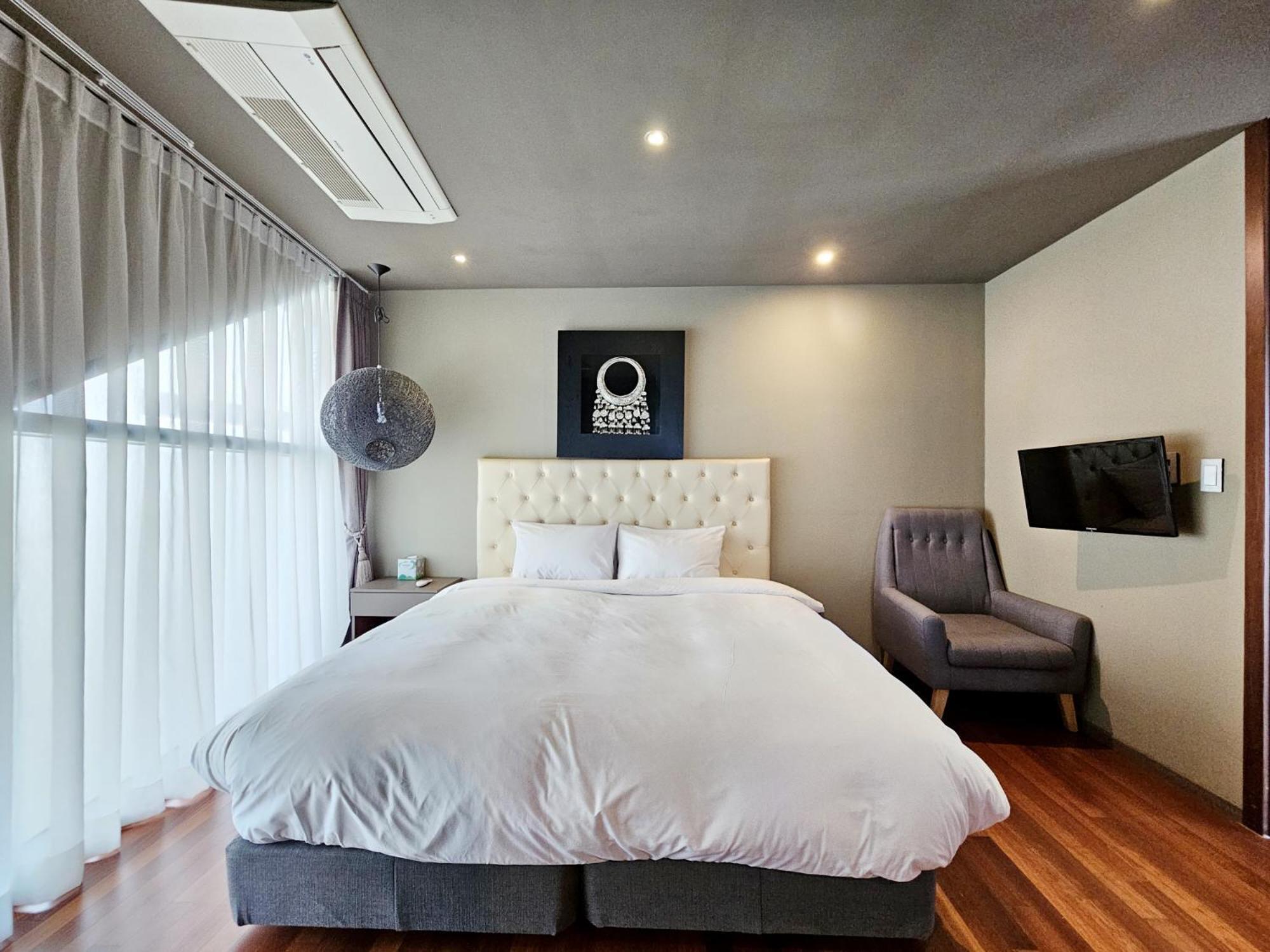 Jeju Hotel Scarboro Seogwipo Esterno foto